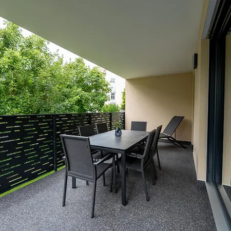 #11 Jsliving Comfort - Privater Balkon Bad Kueche Smarttv Wlan Kostenlose Parkplaetze *