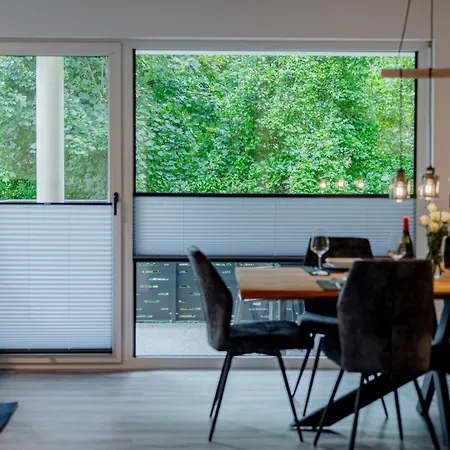 Apartament #11 Jsliving Comfort - Privater Balkon Bad Kueche Smarttv Wlan Kostenlose Parkplaetze *
